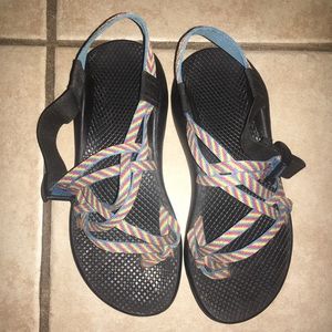 double strap chacos